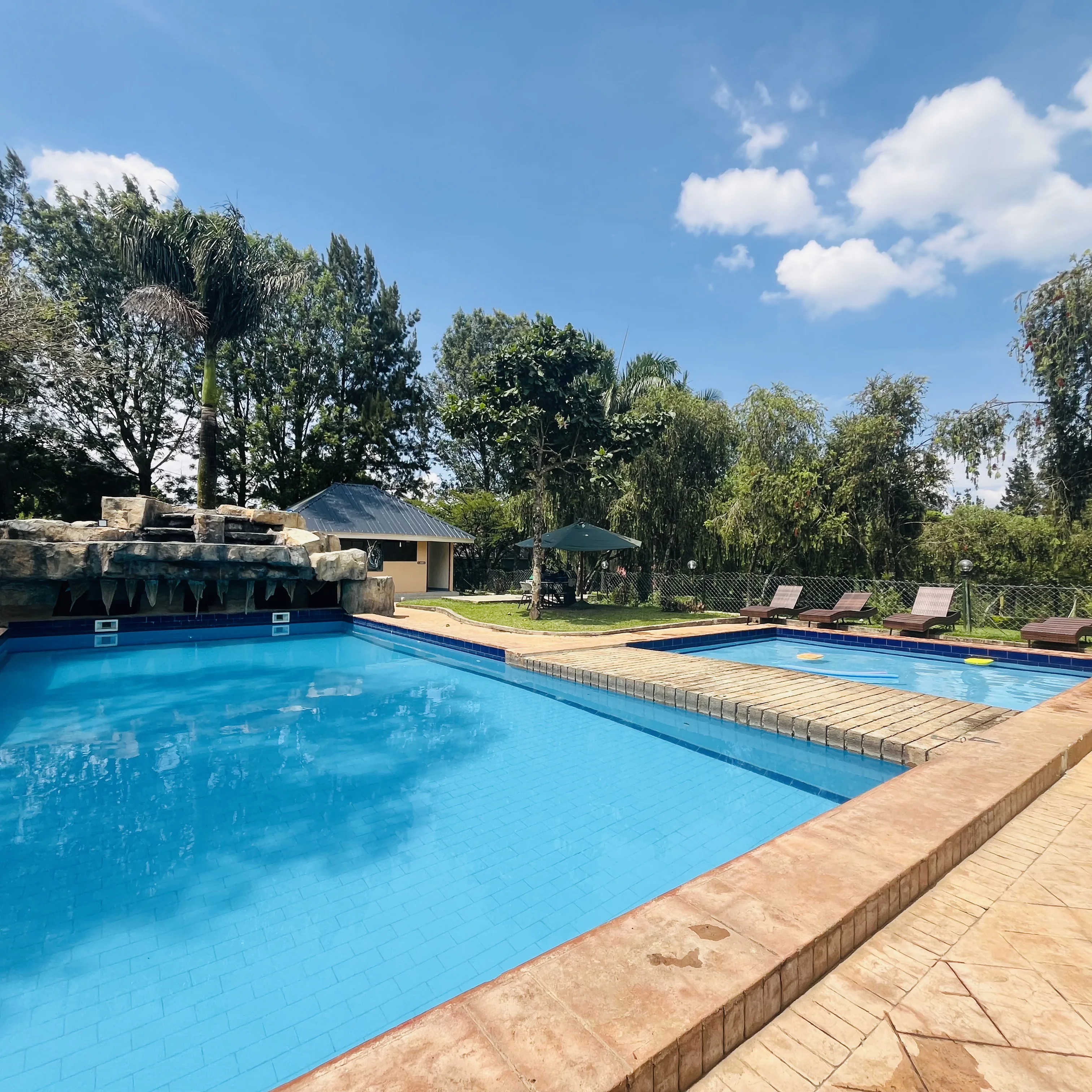 Kalya Courts swimming pool